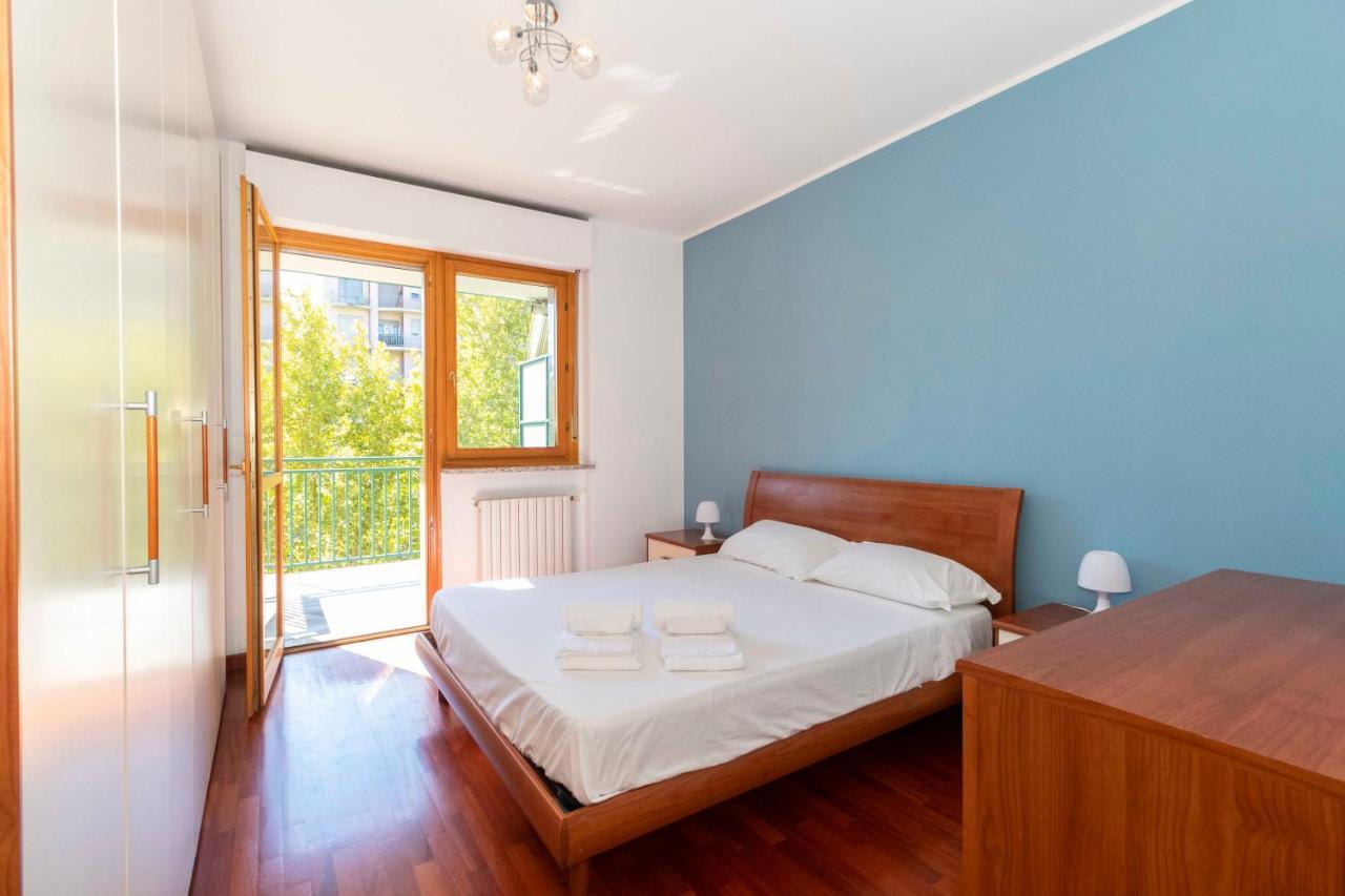 Cozy&Spacious Apt 2 Min Walk From The Tram Stop! Apartment Turin Bagian luar foto